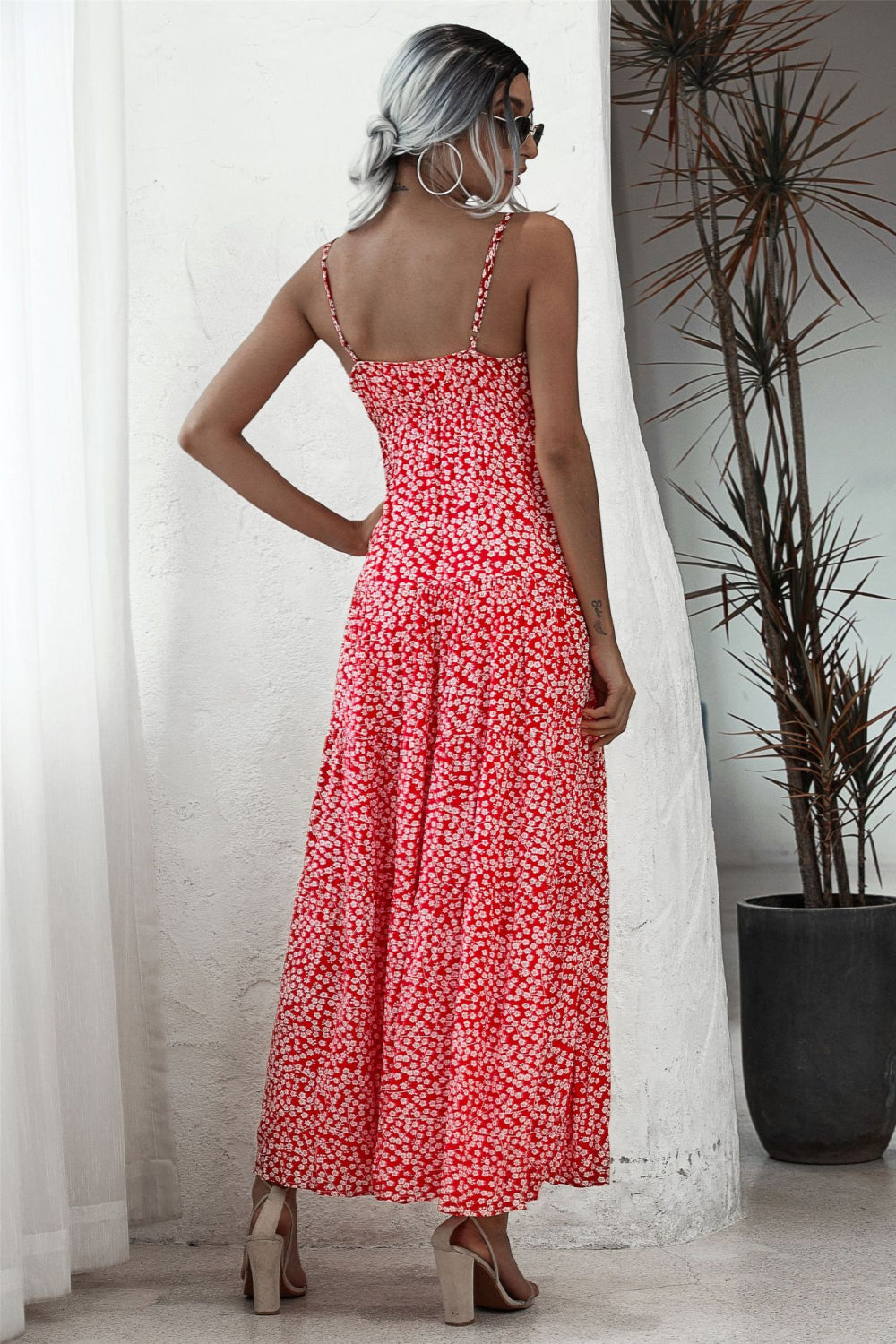 Ditsy Floral Backless Maxi Dress - WESTHUNDRED