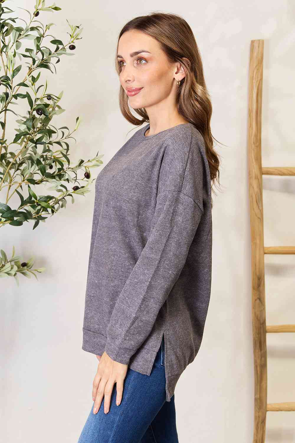 Essential Round Neck Drop Shoulder Slit Sweatshirt